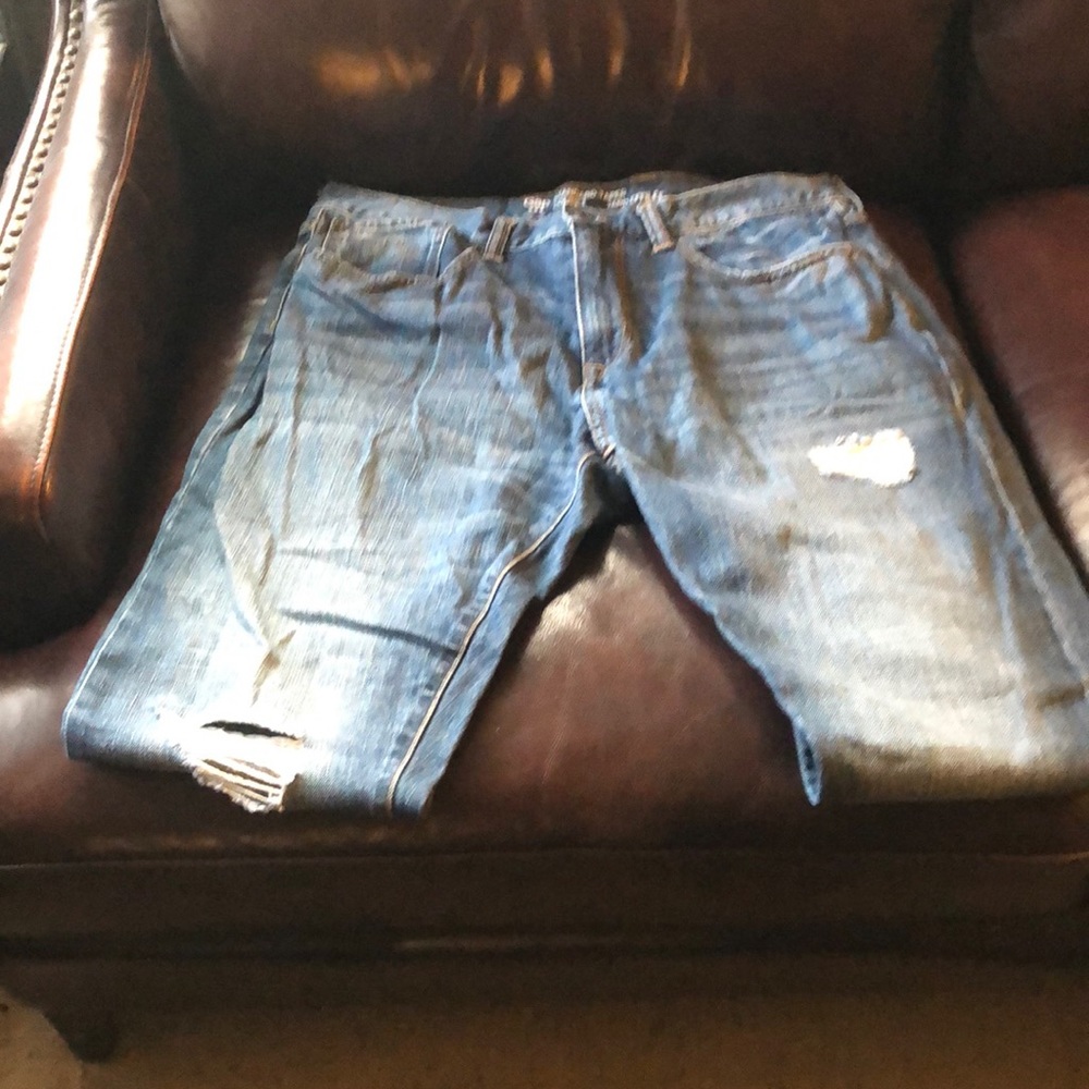 Gap Men Cut up jean
